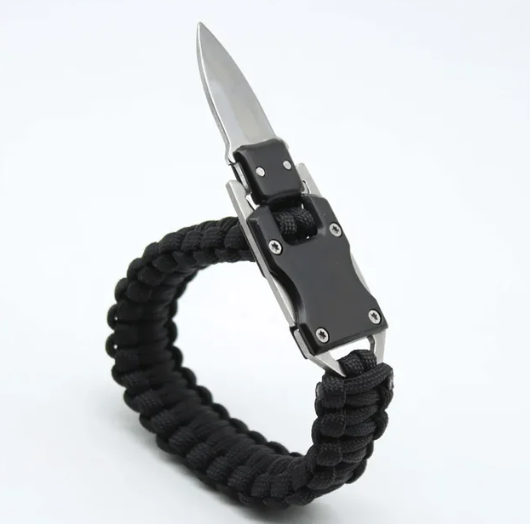 Multi-Function Hidden Knife Paracord Bracelet